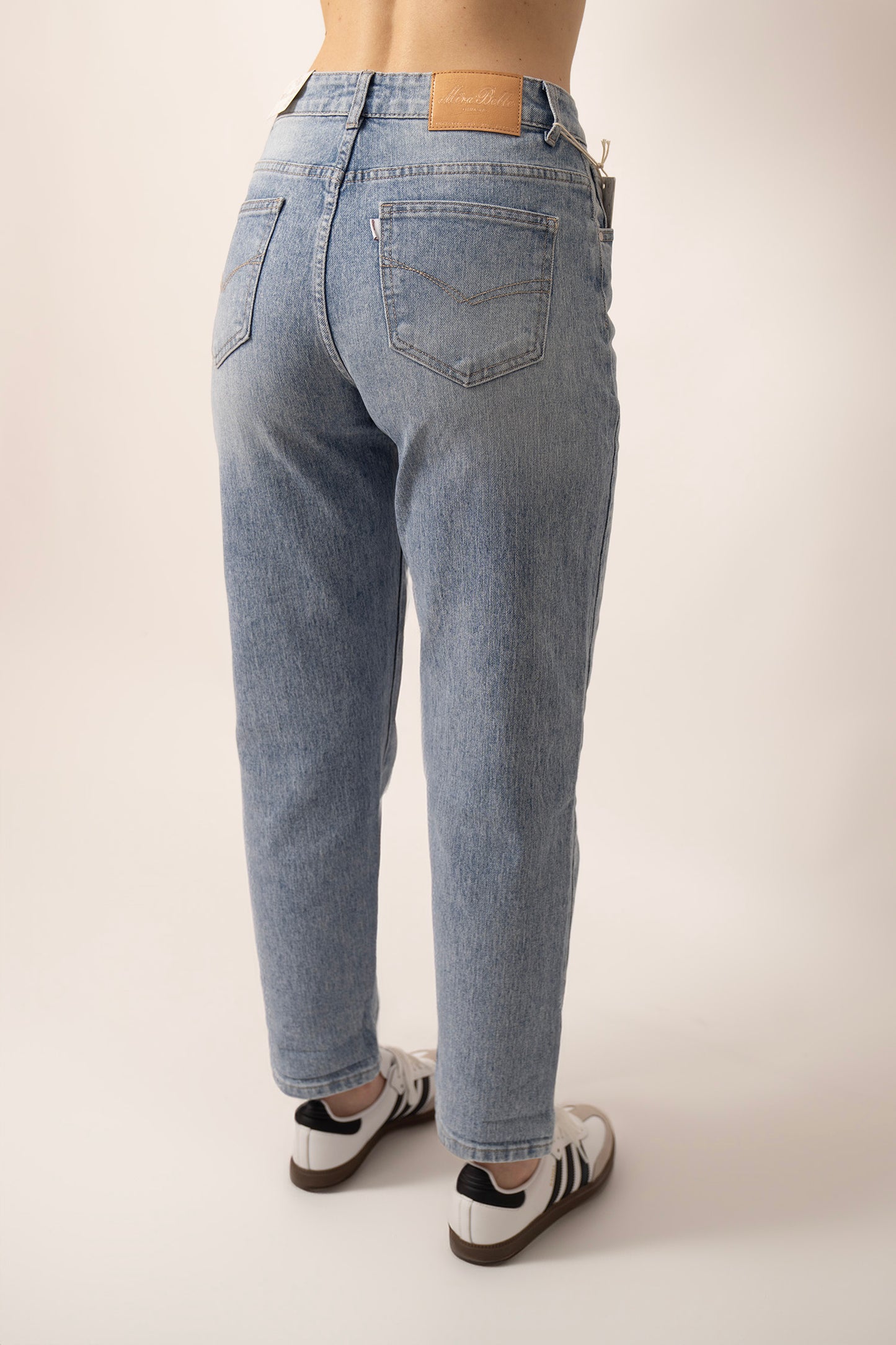 JEANS MOM
