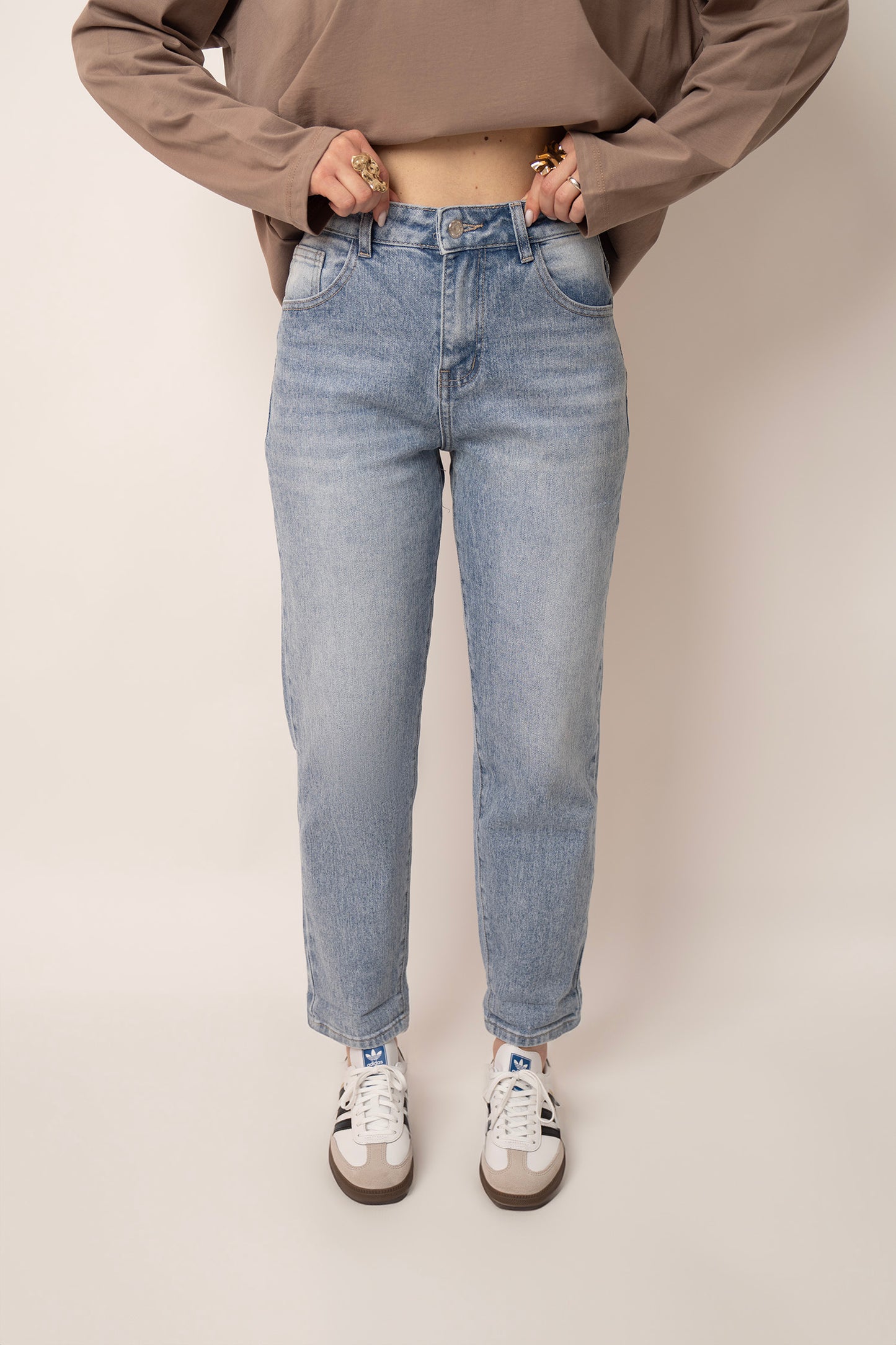 JEANS MOM